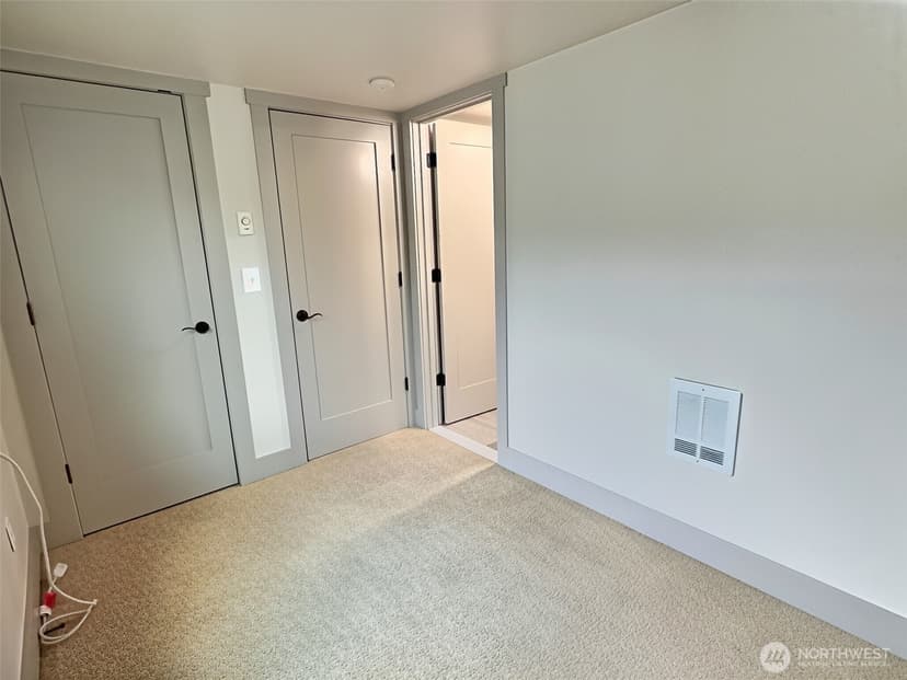 Property photo for 13551 35th Avenue NE, Seattle photo 26