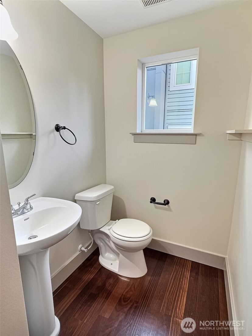 Property photo for 13551 35th Avenue NE, Seattle photo 14