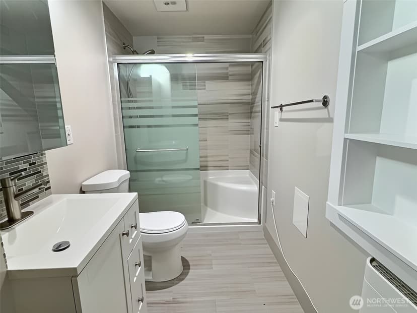 Property photo for 13551 35th Avenue NE, Seattle photo 27