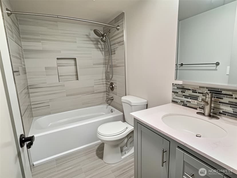 Property photo for 13551 35th Avenue NE, Seattle photo 23