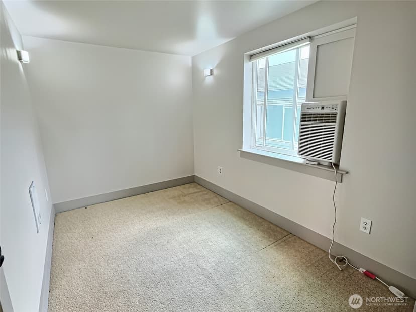 Property photo for 13551 35th Avenue NE, Seattle photo 21