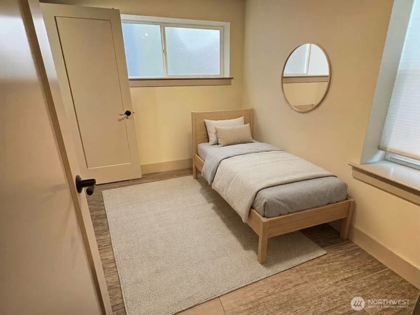 Property photo for 13551 35th Avenue NE, Seattle photo 24