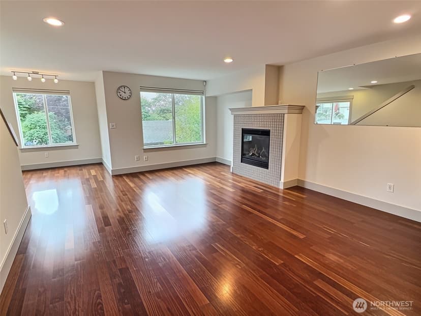 Property photo for 13551 35th Avenue NE, Seattle photo 10