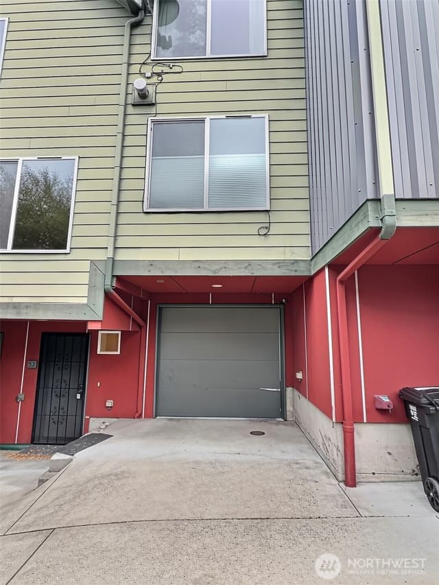 Property photo for 13551 35th Avenue NE, Seattle photo 2