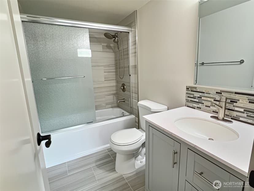Property photo for 13551 35th Avenue NE, Seattle photo 18