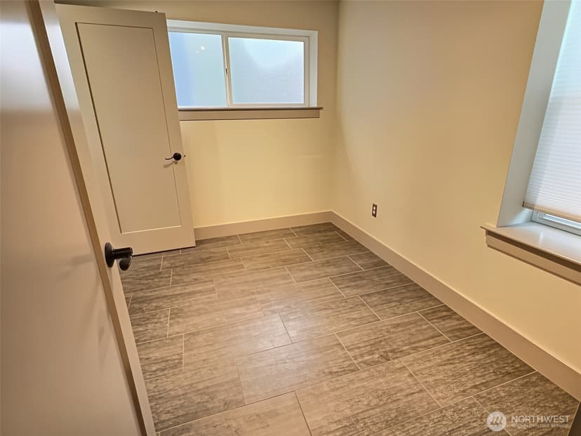 Property photo for 13551 35th Avenue NE, Seattle photo 25