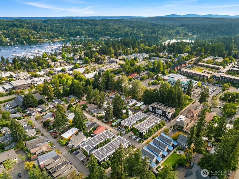Property photo for 521 Madrona Way NE #5, Bainbridge Island photo 8