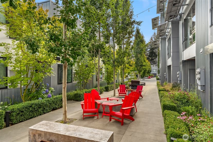 Property photo for 521 Madrona Way NE #5, Bainbridge Island photo 7
