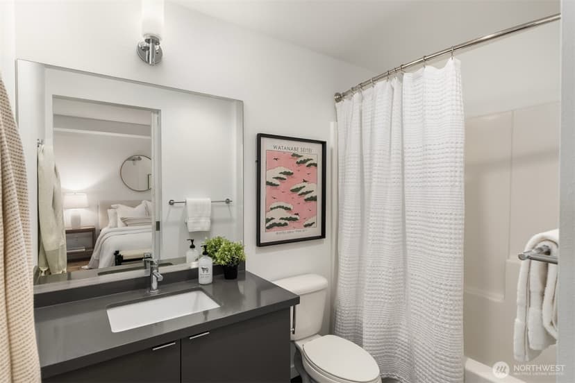 Property photo for 521 Madrona Way NE #5, Bainbridge Island photo 6