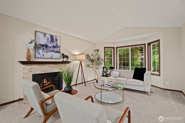 Property photo for 18325 214th Ave NE, Woodinville photo 3