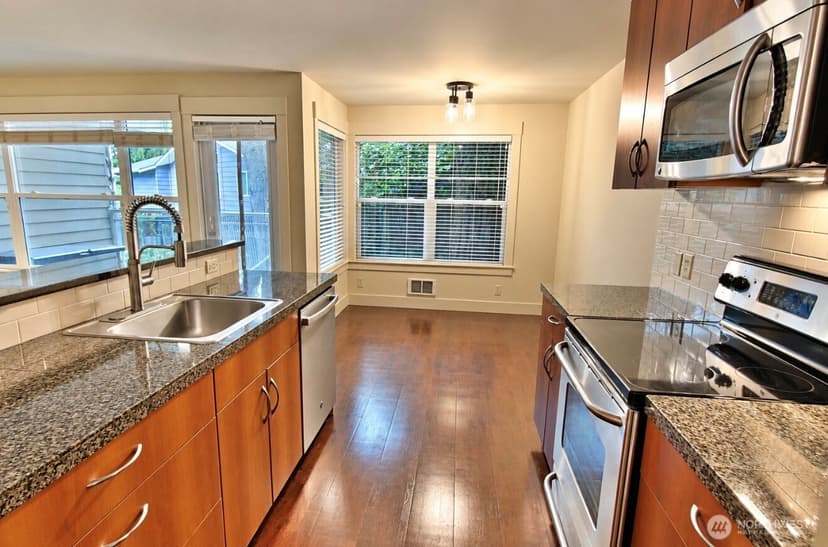 Property photo for 23015 Edmonds Way #A212, Edmonds photo 5