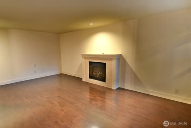 Property photo for 23015 Edmonds Way #A212, Edmonds photo 3