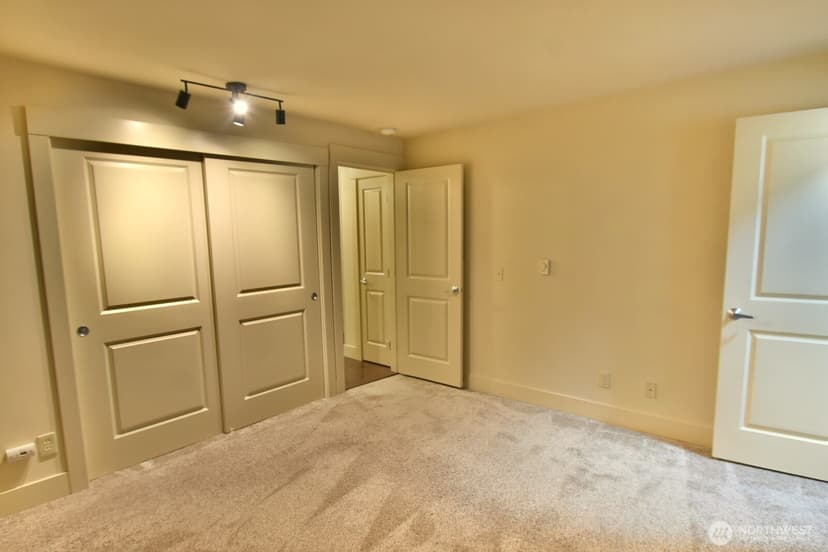 Property photo for 23015 Edmonds Way #A212, Edmonds photo 10
