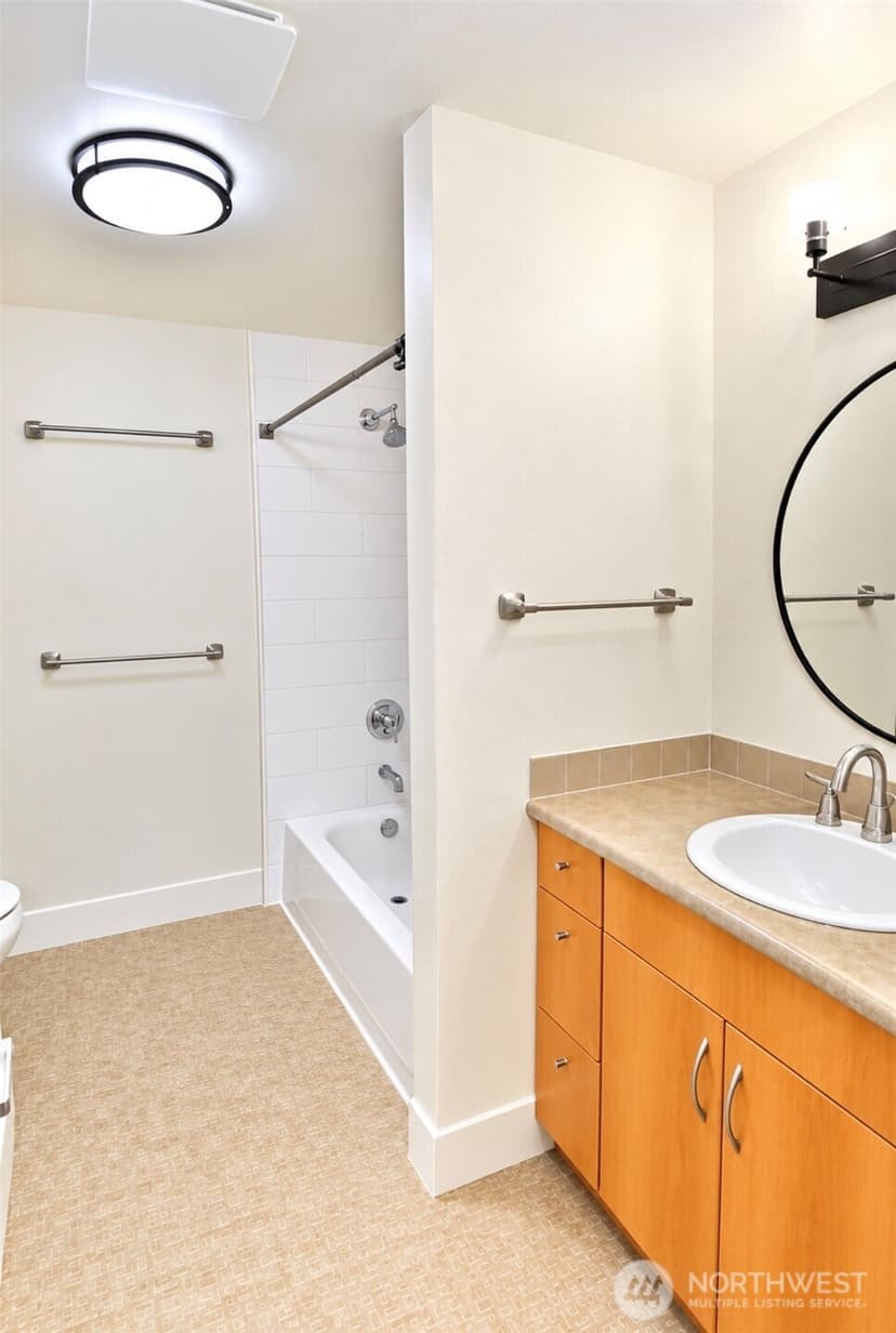Property photo for 23015 Edmonds Way #A212, Edmonds photo 11