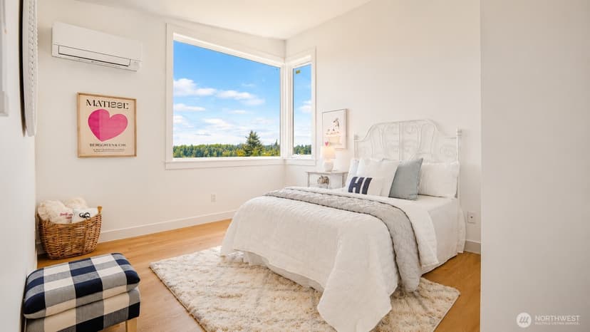 Property photo for 9215 22nd Avenue SW, Seattle photo 17