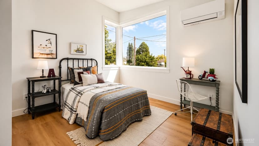 Property photo for 9215 22nd Avenue SW, Seattle photo 12