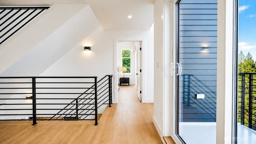 Property photo for 9215 22nd Avenue SW, Seattle photo 19