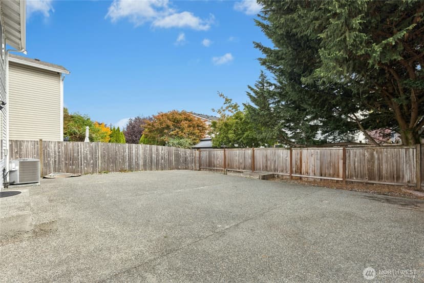 Property photo for 14907 47th Drive SE, Everett photo 32