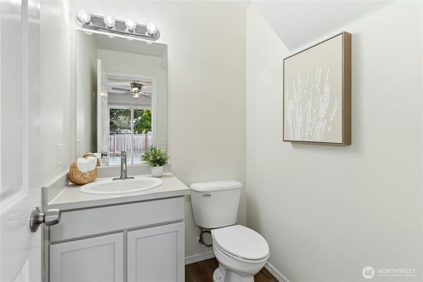 Property photo for 14907 47th Drive SE, Everett photo 18