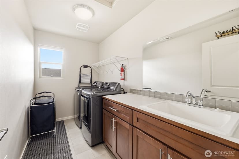 Property photo for 22509 SE 283rd Street, Maple Valley photo 16