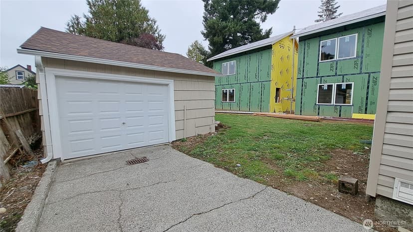 Property photo for 1720 Snyder Avenue, Bremerton photo 2