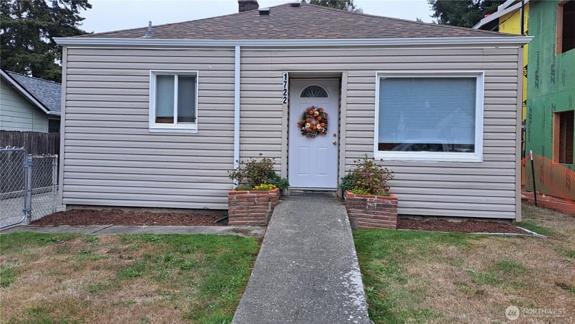 Property photo for 1720 Snyder Avenue, Bremerton