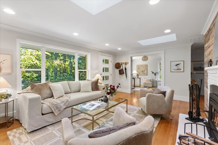 Property photo for 18731 Ballinger (off private road) Way NE, Lake Forest Park photo 4
