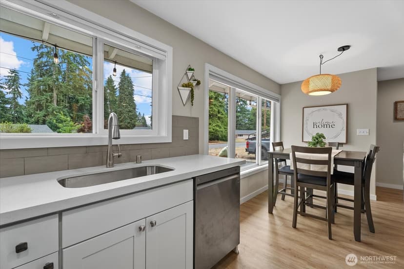 Property photo for 23007 63rd Avenue W, Mountlake Terrace photo 12