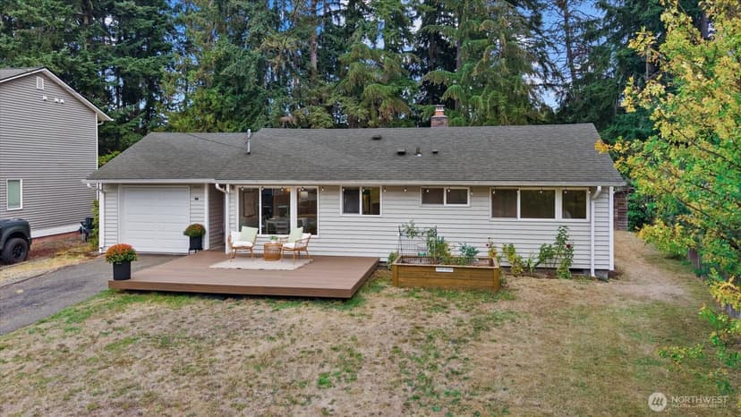 Property photo for 23007 63rd Avenue W, Mountlake Terrace photo 2