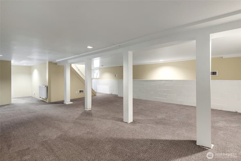 Property photo for 256 NE 50th Street, Seattle photo 35