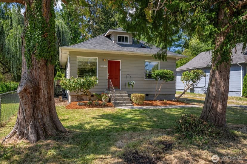 Property photo for 11017 31st Avenue NE, Seattle photo 23
