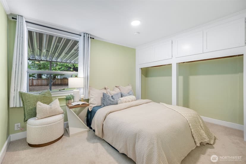Property photo for 11017 31st Avenue NE, Seattle photo 15