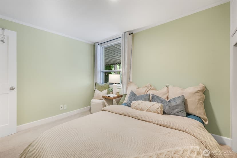 Property photo for 11017 31st Avenue NE, Seattle photo 14