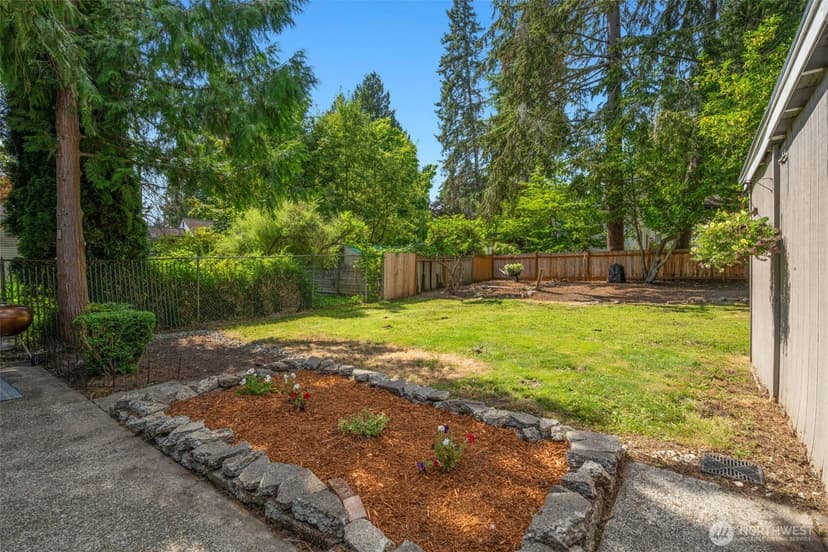 Property photo for 11017 31st Avenue NE, Seattle photo 26