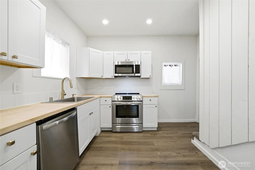 Property photo for 1040 Pomona Street, Walla Walla photo 15
