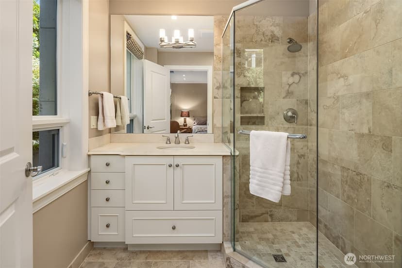 Property photo for 1188 Harvard Avenue E #3, Seattle photo 33