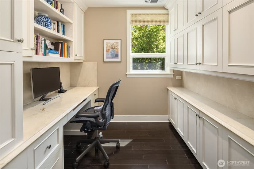 Property photo for 1188 Harvard Avenue E #3, Seattle photo 24