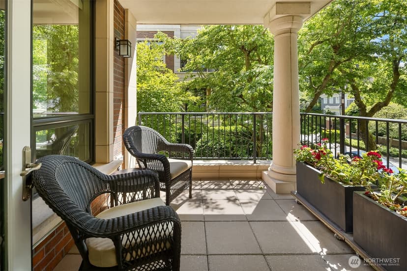 Property photo for 1188 Harvard Avenue E #3, Seattle photo 9