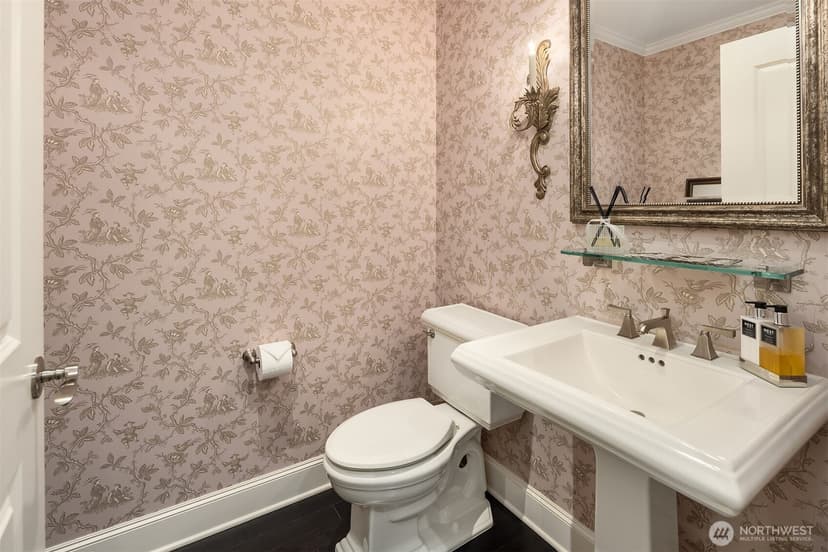 Property photo for 1188 Harvard Avenue E #3, Seattle photo 25