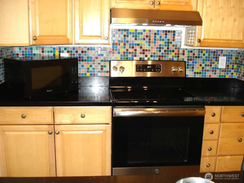 Property photo for 7209 224th Street SW #P5, Edmonds photo 4