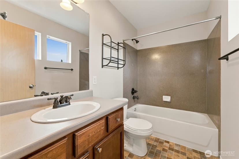 Property photo for 10416 24th Street SE, Lake Stevens photo 34