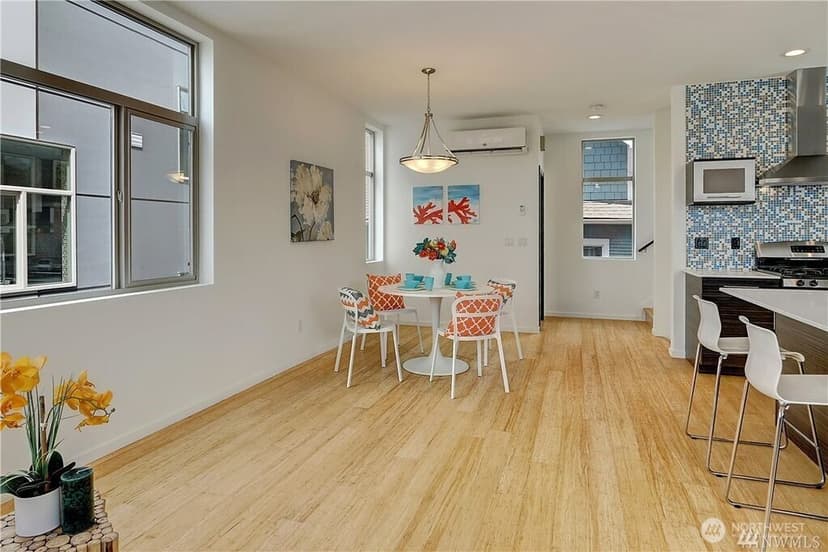 Property photo for 6546 24th Avenue NW, Seattle photo 7