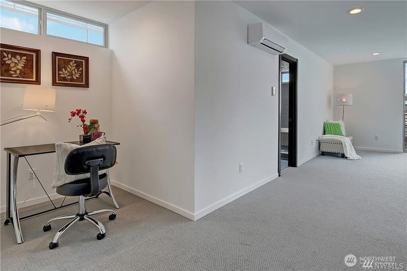 Property photo for 6546 24th Avenue NW, Seattle photo 11