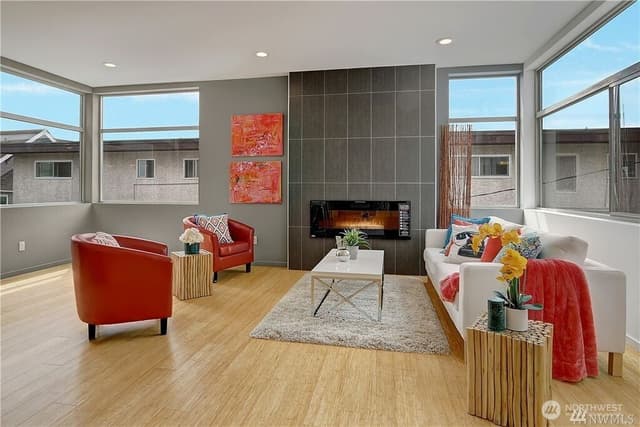 Property photo for 6546 24th Avenue NW, Seattle photo 5