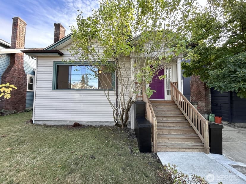 Property photo for 125 NE 52nd Street, Seattle photo 31