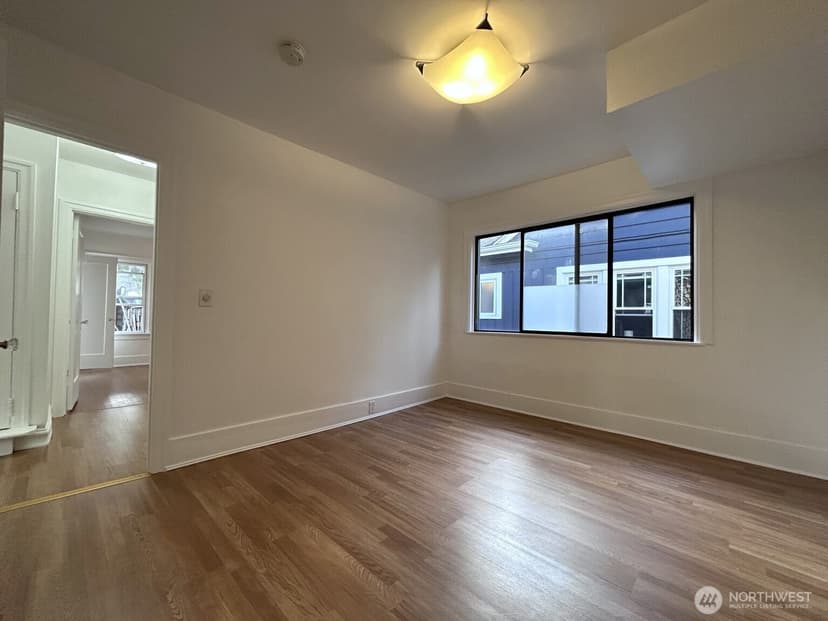 Property photo for 125 NE 52nd Street, Seattle photo 20