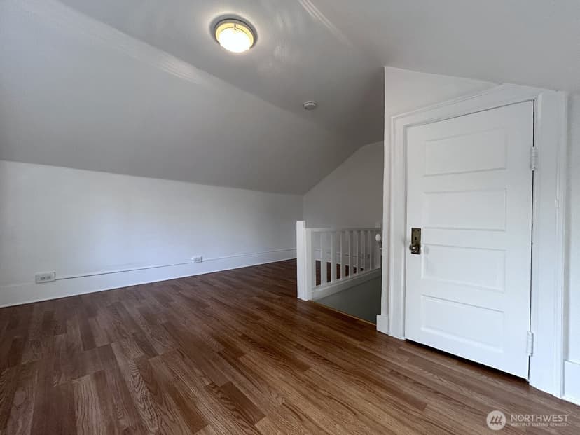 Property photo for 125 NE 52nd Street, Seattle photo 28
