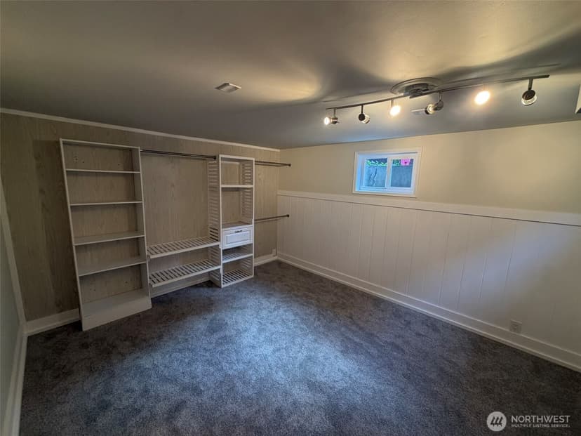 Property photo for 522 Hawthorne Street, Everett photo 19