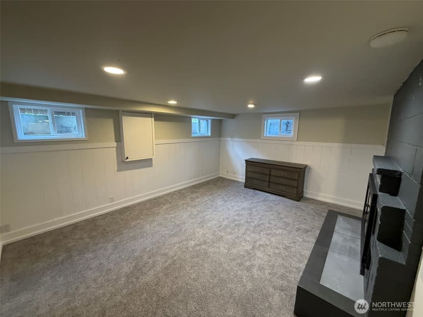 Property photo for 522 Hawthorne Street, Everett photo 17