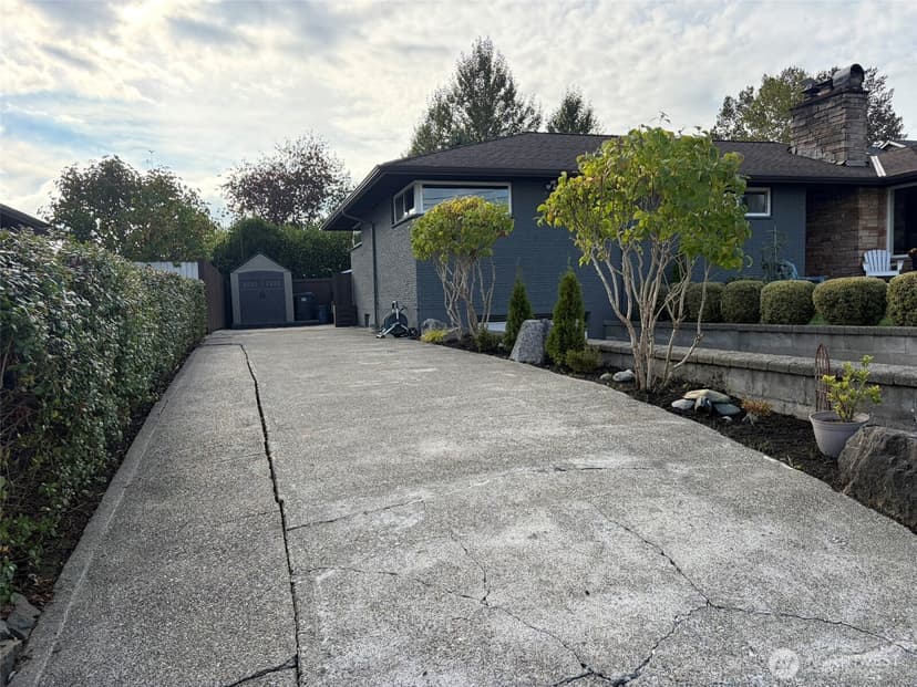 Property photo for 522 Hawthorne Street, Everett photo 23